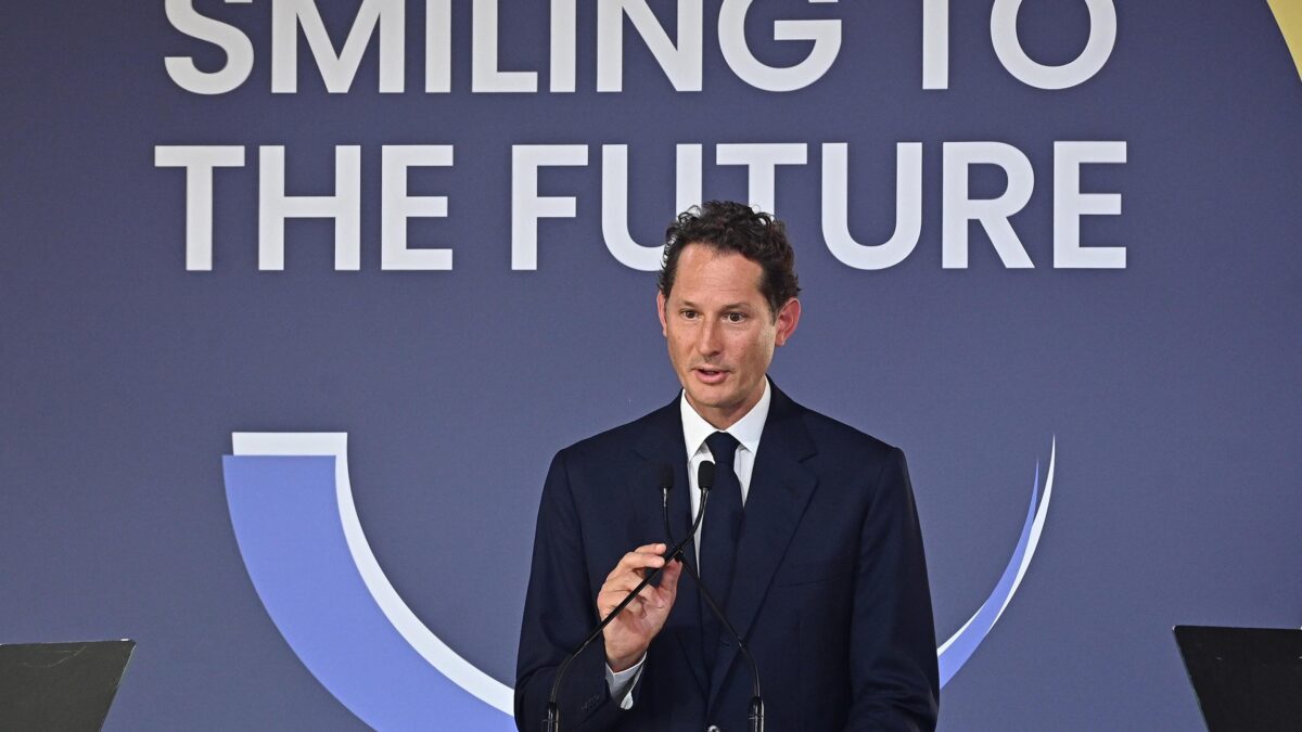 Eredità Agnelli, il nodo è la holding