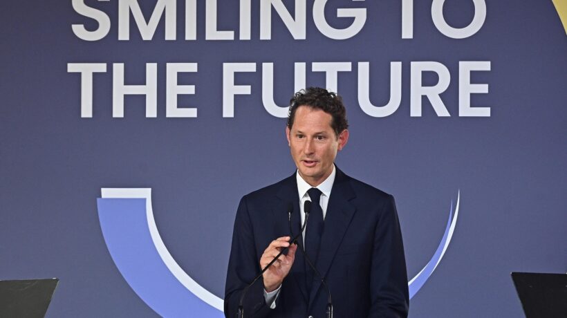 Eredità Agnelli, il nodo è la holding