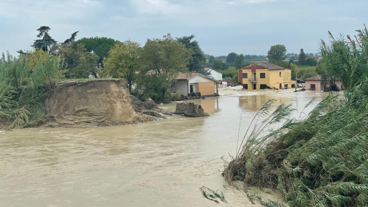 Così han spostato  i soldi per il fiume esondato