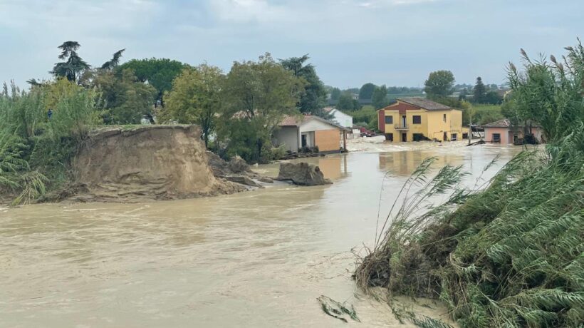 Così han spostato  i soldi per il fiume esondato