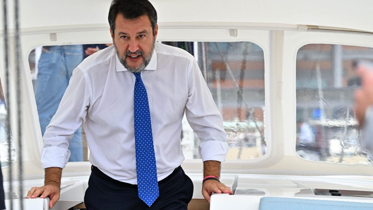 I giudici vogliono gestire i confini. Ecco perché processano Salvini