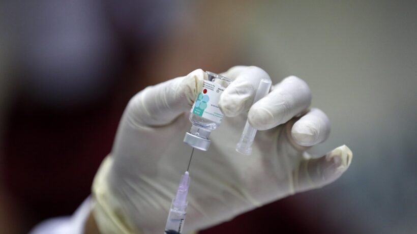 «Repubblica» tifa per l’autonomia se serve a schedare i non vaccinati