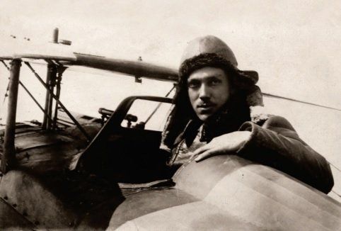 il brigadiere Ernesto Cabruna, pioniere del volo per l'Arma durante la Grande Guerra