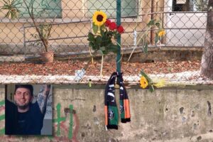 Tenta di fermare rapinatore moldavo. Ammazzato ragazzo dei centri sociali