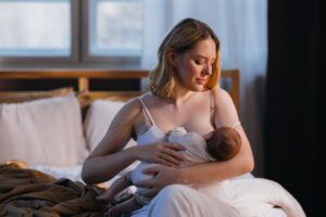 I pediatri amano i vaccini, non l’allattamento