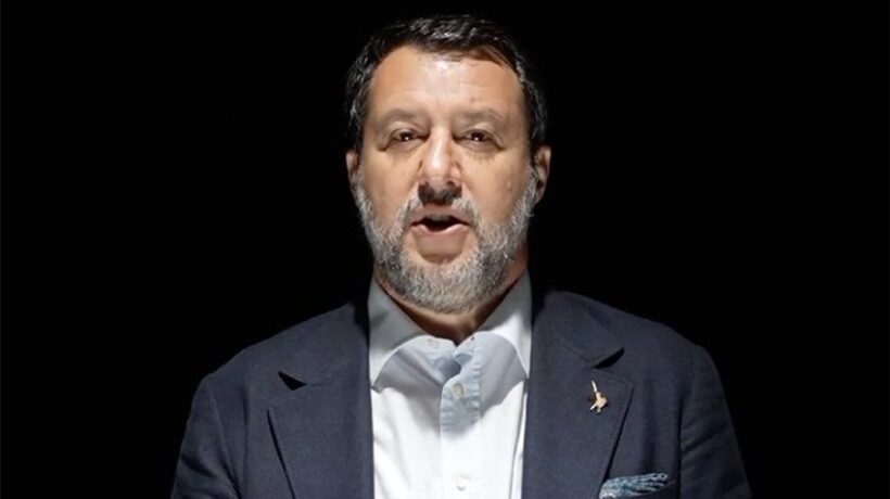Siamo tutti Salvini. Difendiamo i confini