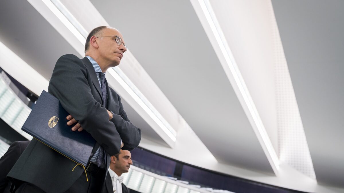La sinistra sprofonda all’Eurocamera. Bocciata la plenaria contro l’Italia