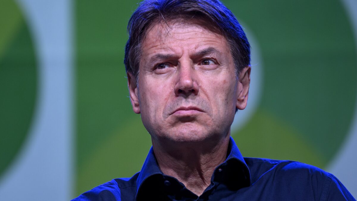 Giuseppi si è «vaccinato» contro la commissione: un precedente può salvarlo