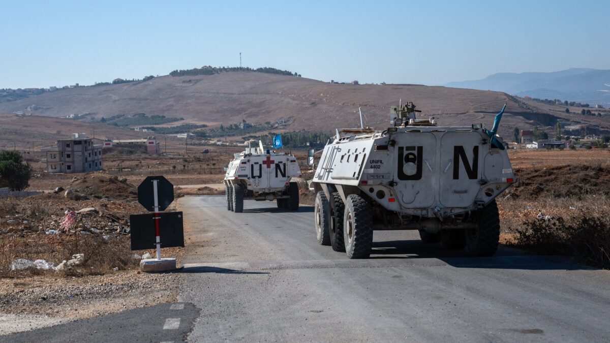 Blitz dei tank israeliani in base Unifil: 15 feriti