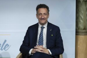 «Stellantis non dice nulla su progetti e investimenti. Sa solo chiedere soldi»