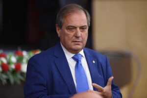 Medici fan della privacy, tranne per i no vax