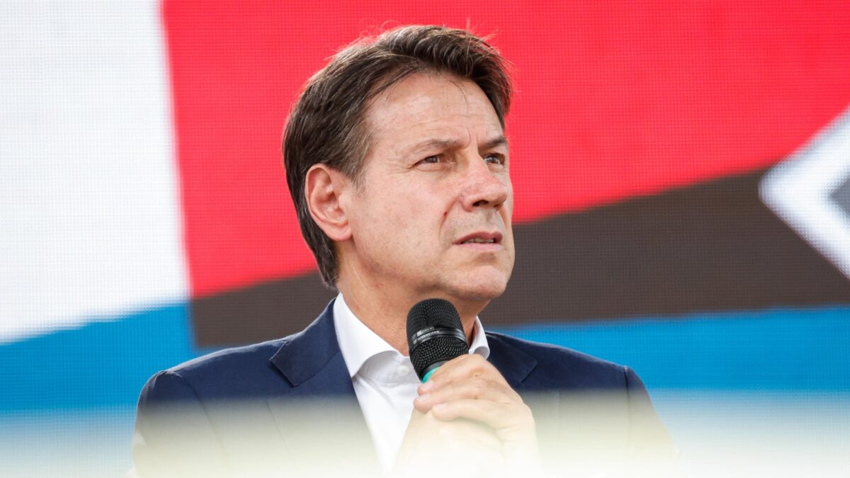 Parlamentari pronti alle audizioni. Passa l’emendamento anti Conte