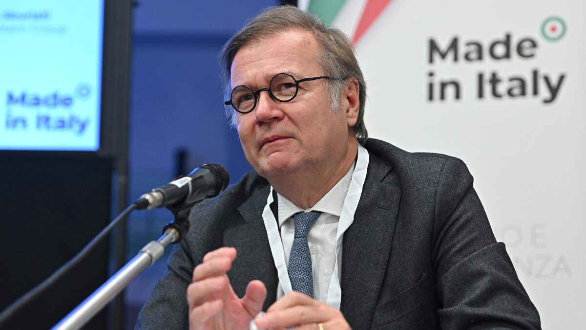 I soci di Confindustria energia sfiduciano il presidente pro green
