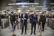 Festa per la M4, ma è «incompleta»