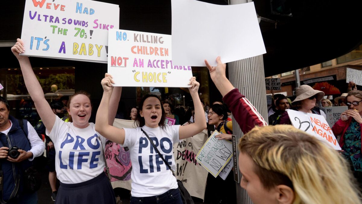 Gli eufemismi sull’aborto ingannano le donne