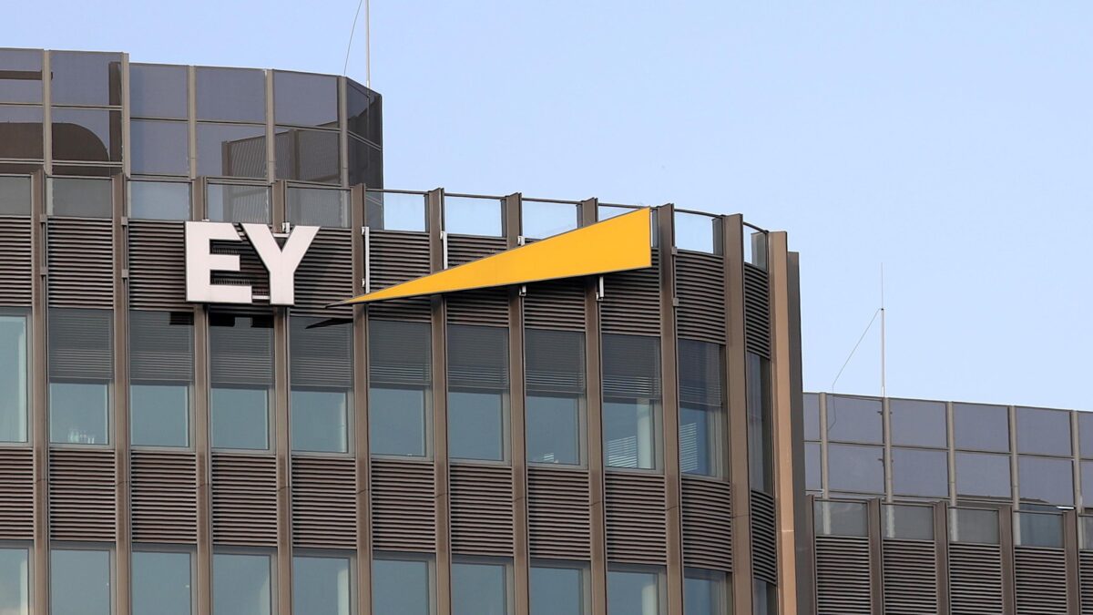 Lombardia, indagine sulle gare a E&Y
