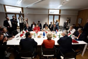 L’«idea albanese» piace all’Ue e spacca Parigi