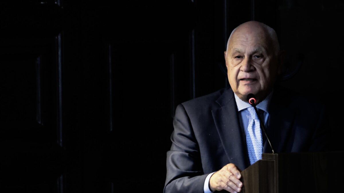 Nordio a testa bassa. «Decisione abnorme, i giudici esondano» Il Pd: «Ora si dimetta»