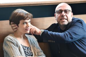 Graffi, sputi, inseguimenti nel bagno Virzì e Ramazzotti: lite da film trash