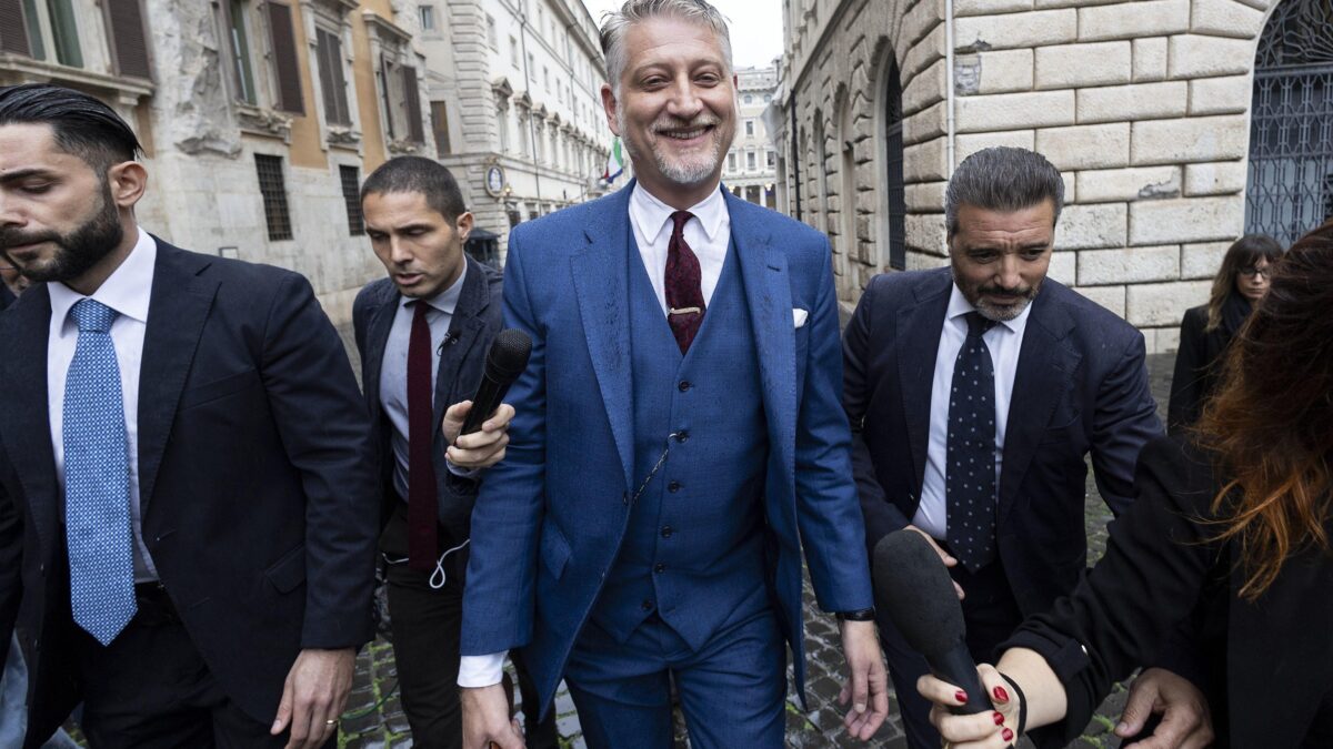 Soldi, sesso e amici di sinistra: alla Cultura si torna a ballare