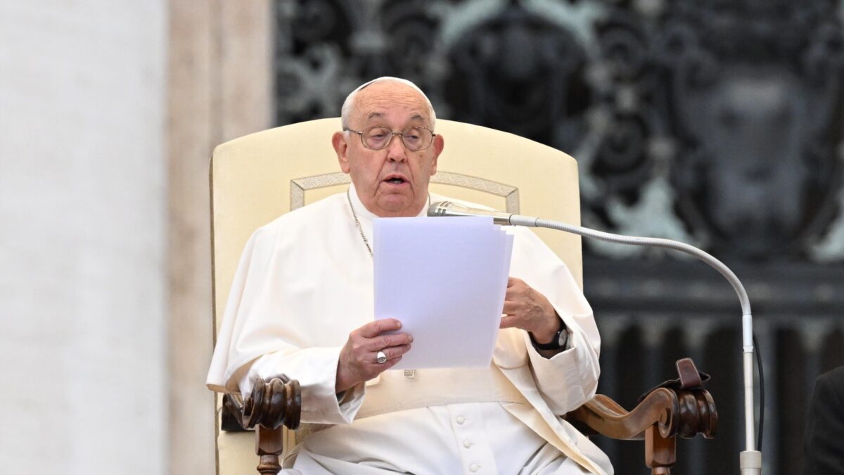 Sul Sacro cuore il Papa torna a fare il Papa