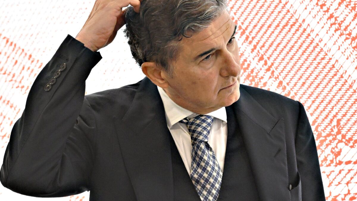 Nella rete degli spioni spunta pure il grillino «appoggiato» da Baffino