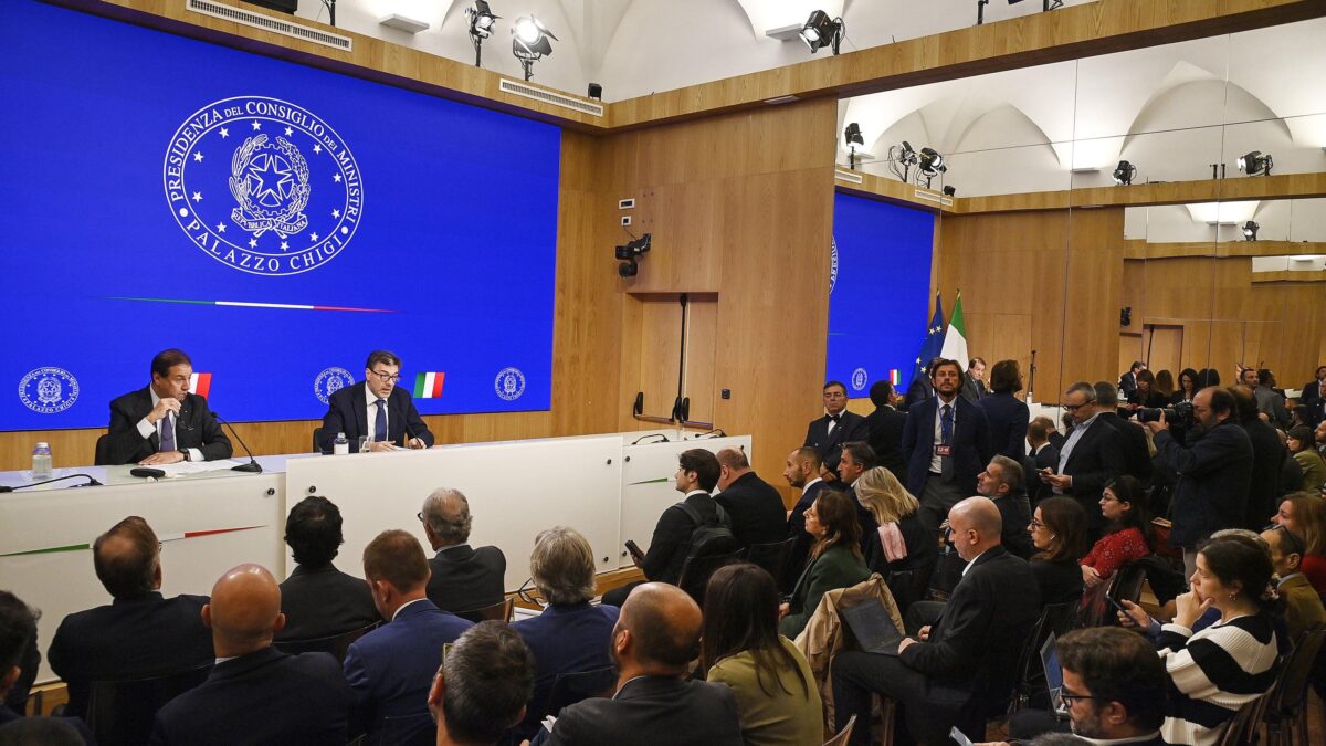 Arrivano nuove risorse per la sanità. Stop al test di ingresso a Medicina