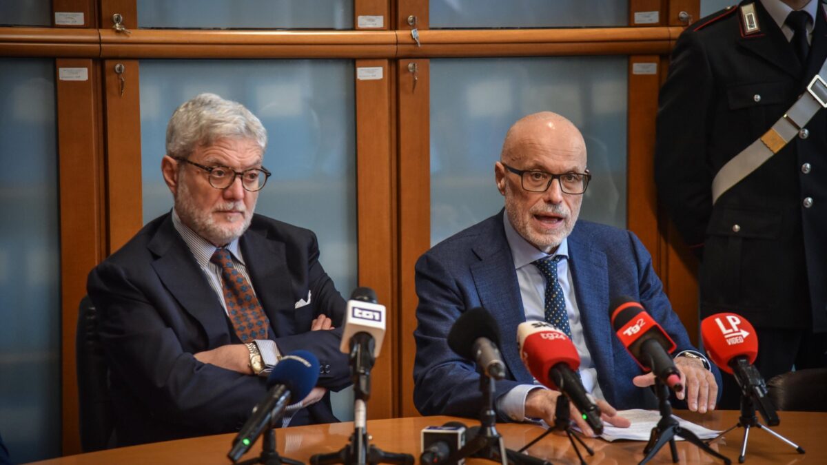 Dossieraggio, spiati anche Scaroni (Milan) e Gorno Tempini (Cdp)