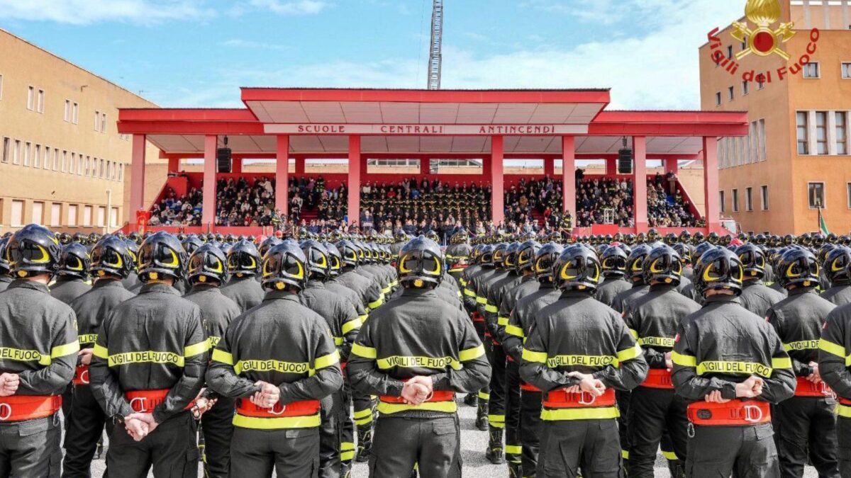 Senza uomini, mezzi, divise e alloggi Il grido di dolore dei vigili del fuoco