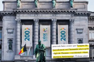 Terra malata? «Colpa dei cristiani etero»