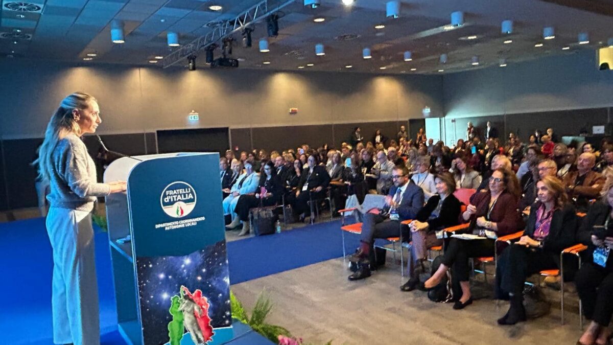 Le donne di FdI a convegno. La sfida «oltre il soffitto di cristallo»