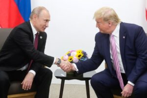 Putin più vicino a Washington ma sull’invasione non arretra Musk: «Stop ai guerrafondai»