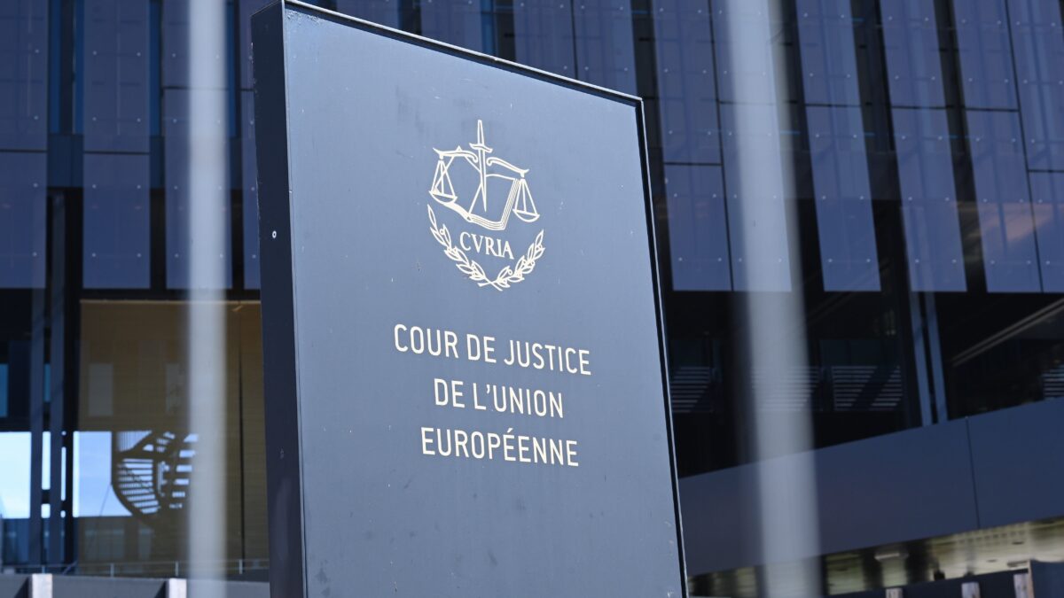 Sui clandestini la Corte Ue non dice che l’ultima parola spetta ai giudici