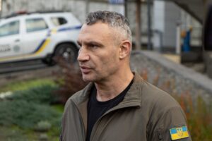Il generale, il sindaco pugile e la «vecchia guardia». L’Ucraina vede oltre Zelensky