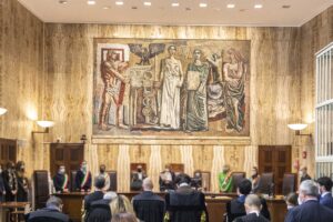 Le toghe ora passano pure ai ricatti. «Con la riforma processi più lunghi»
