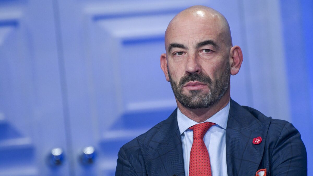 Le virostar perdono la testa per la solita influenza stagionale: «Attacca il cervello»