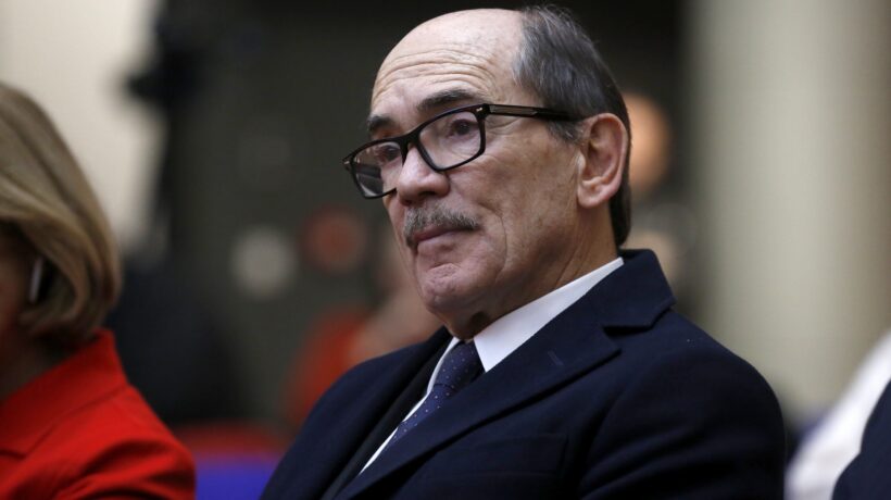 De Raho va all’assalto del suo ex vice Russo. E si scatena la guerra totale tra le toghe