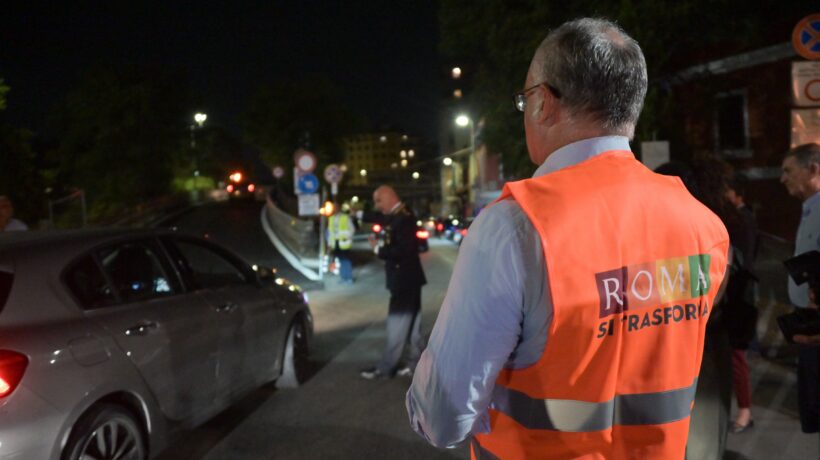 Alla riapertura al traffico della circonvallazione Tiburtina (Imagoeconomica)