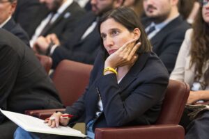 La Schlein ridotta all’olio di ricino