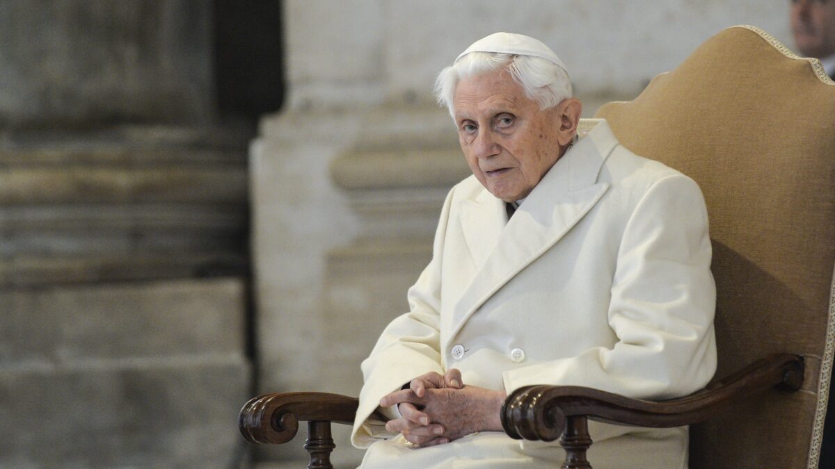 I media adesso riscoprono Ratzinger per dipingerlo come un teologo rosso