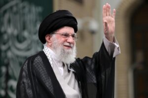 L’Iran minaccia ancora Israele. Che uccide due «capi» di Hezbollah