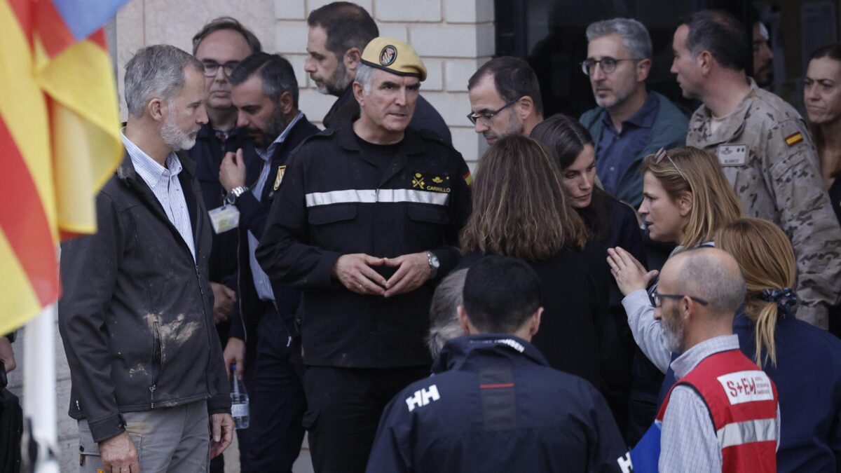 Ira Valencia: fango sul re, Sánchez bastonato