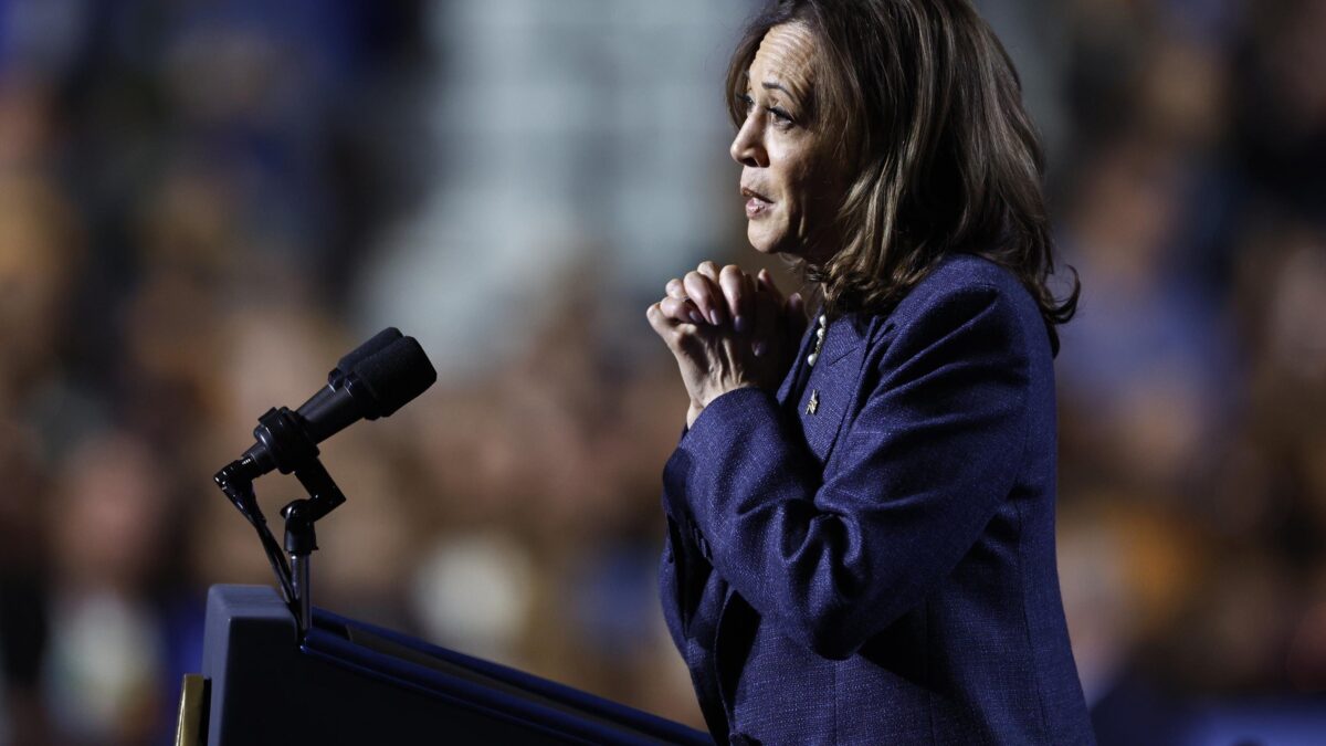 Harris ko e parte lo scaricabarile: «Biden ha grosse responsabilità»