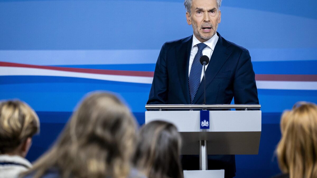 Mentre l’Olanda blinda le frontiere Bruxelles dorme sul Patto per l’asilo
