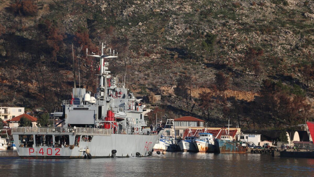 Intervento fotocopia sull’Albania: altri due trattenimenti sospesi