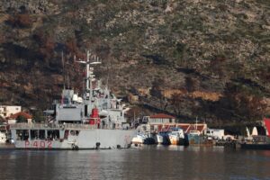 Intervento fotocopia sull’Albania: altri due trattenimenti sospesi