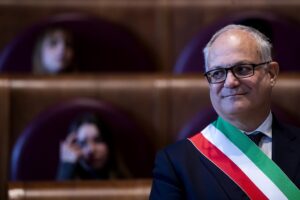 Mazzette per l’asfalto delle strade: perquisizioni in Comune a Roma