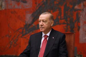 «Al G20 il piano di pace di Erdogan». Il Sultano a colloquio con Lavrov