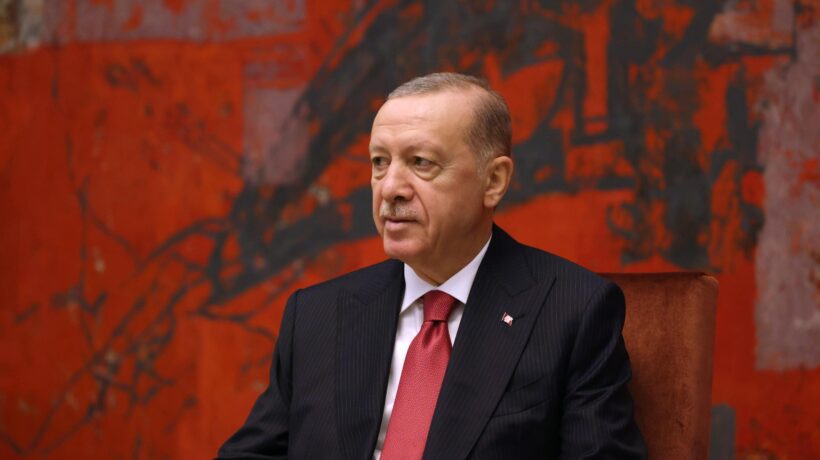«Al G20 il piano di pace di Erdogan». Il Sultano a colloquio con Lavrov