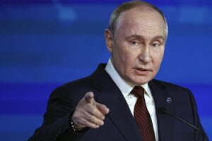 «Putin malato, in Ucraina ha perso». Ma la disfatta è di esperti e stampa